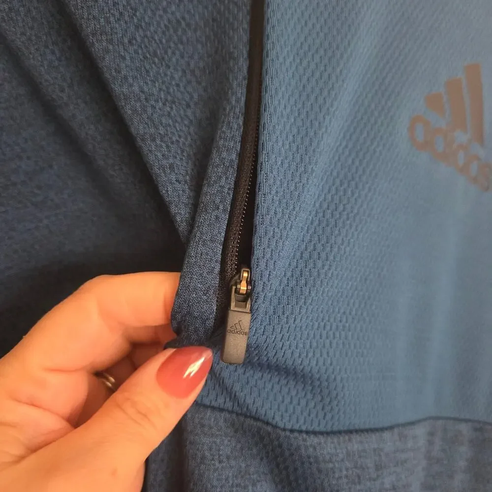 Adidas SMALL Team Issue Pullover Hoodie Athleisure Pockets 2018 Model